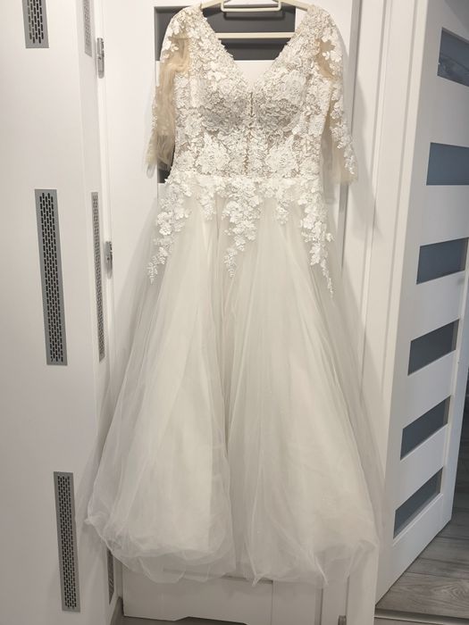 Piękna suknia ślubna rozmiar 40