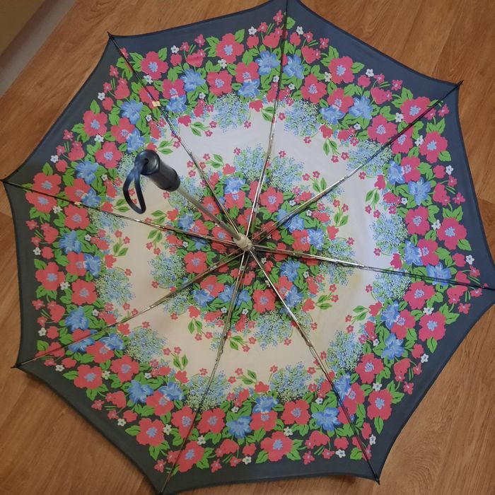 Продам зонт времён СССР.