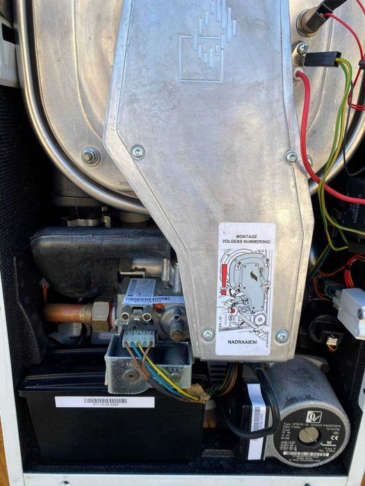 Газовий котел VAILLANT JUNKERS BUDERUS  димохідний конденсат турбо Б/У