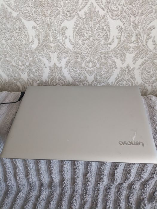 Ноутбук   Lenovo