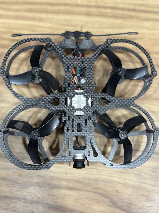 dron cinewhoop lumenier qav 2.5 freybott cyfra wizja dji + 16 pakietow