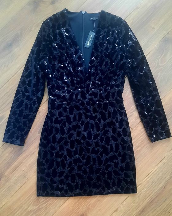 Нова сукня оксамитова в паєтки