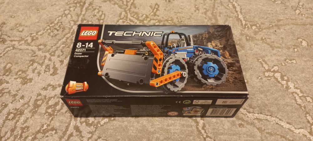 Klocki LEGO TECHNIC 42071 Spycharka (Dozer Compactor)