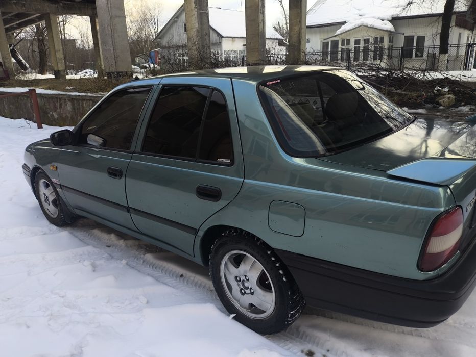 Nissan Sunny 1.4 Ланц бензин 1995 року Нісанн Санні в хорошому стані