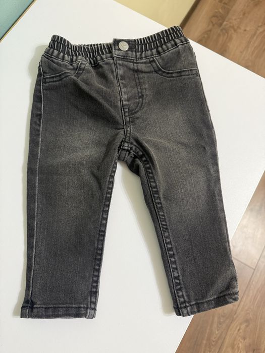 Джинси  Levi’s на 6м
