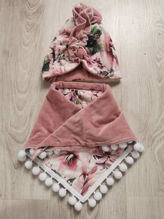 Komplet dla dziewczynki czapka i chustka 52-55cm