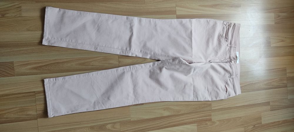 Spodnie damskie materialowe
