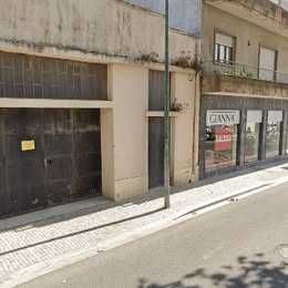 Terreno à venda no centro de Rio Maior