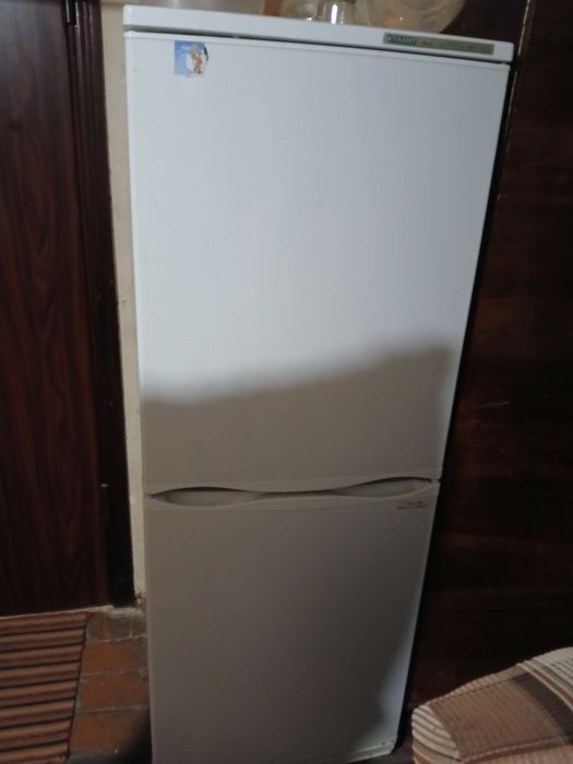 Холодильник на ремонт или на запчасти