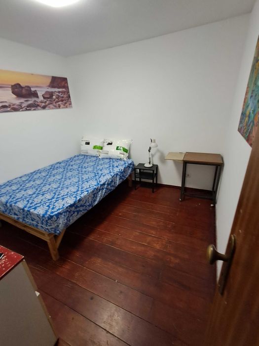 Quarto de CASAL. BELÉM, Lisboa. Entrada imediata.