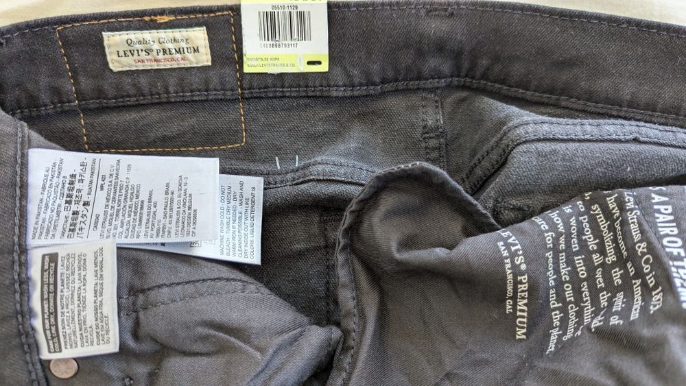 Levi's 510 Black Leaf W32 L34 - NOVO