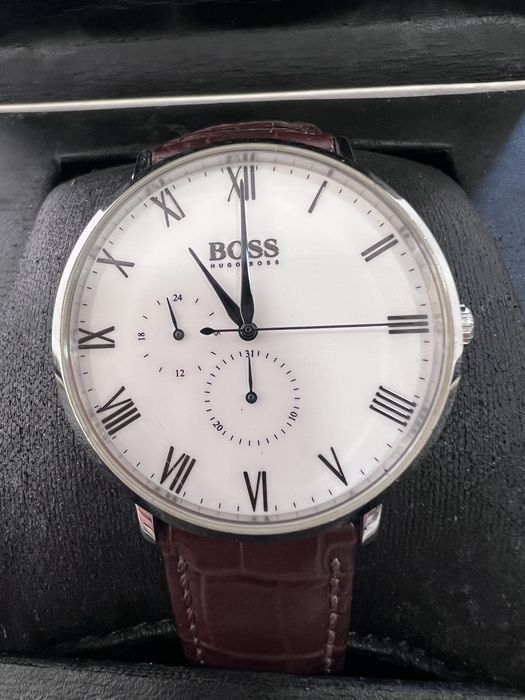 Relógio Hugo Boss de homem com bracelete em pele e caixa