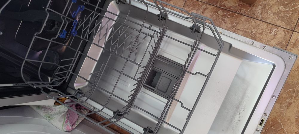 Посудомийна машина Midea MFD45S110S-C