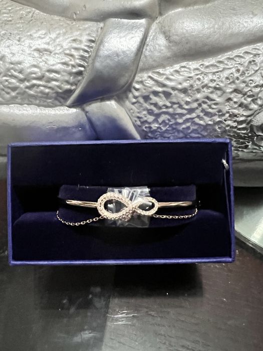Swarovsky Bracelete Hyperbola Infinity, Branca, Lacado a rosa dourado