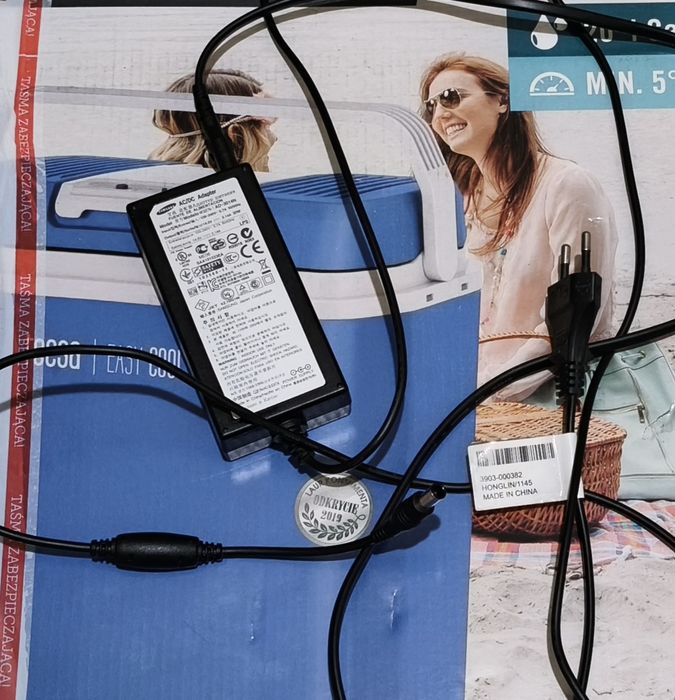 Oryginalny zasilacz SAMSUNG AD-3014N do monitora S19A100N i innych