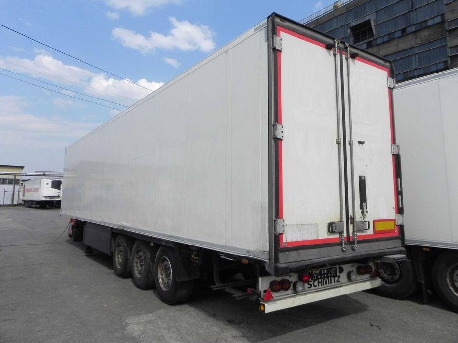 transport towarów busem winda chłodnia