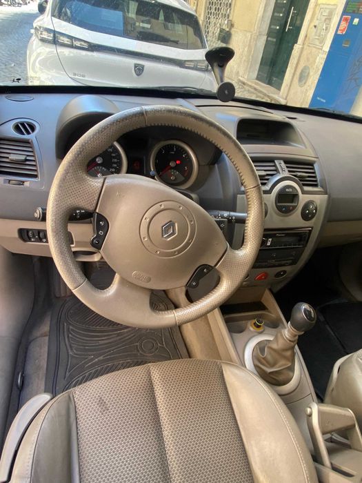Renault Mégane 2 Break 1.9 dCi 120 cv – 2005 – 220 000 km