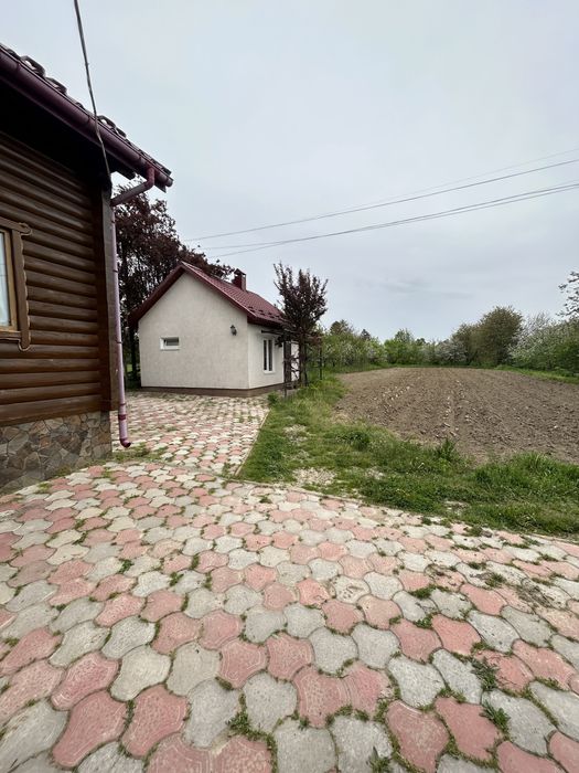 Продаж будинку в селі Стара Жадова , Чернівецька область
