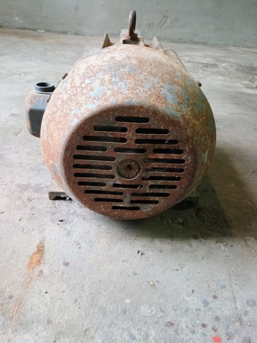 Silnik elektryczny 2,8 kw