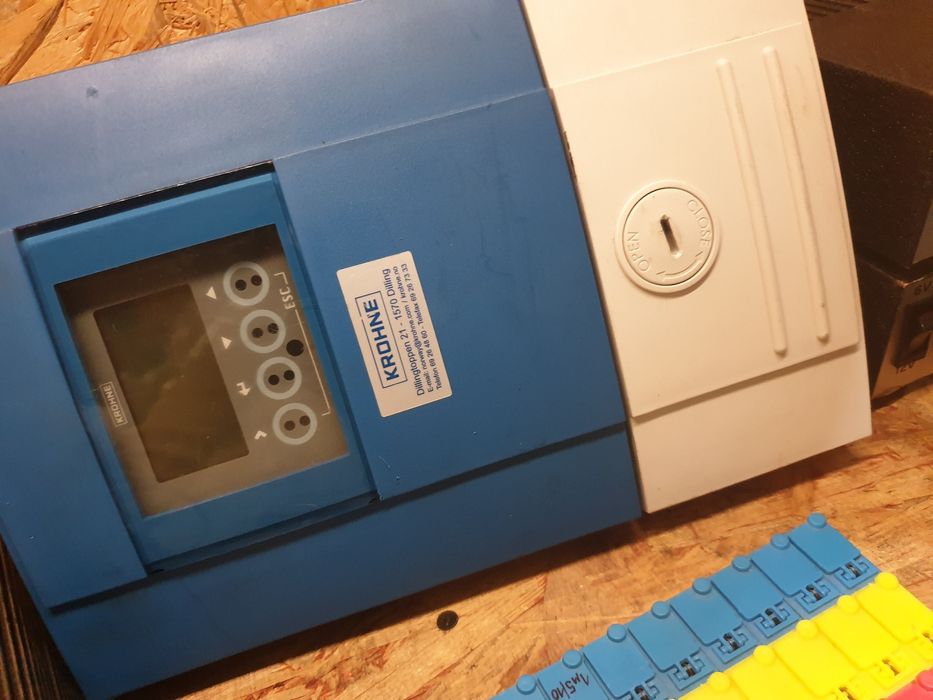 Elektronika prostownik/przetwornica falownik