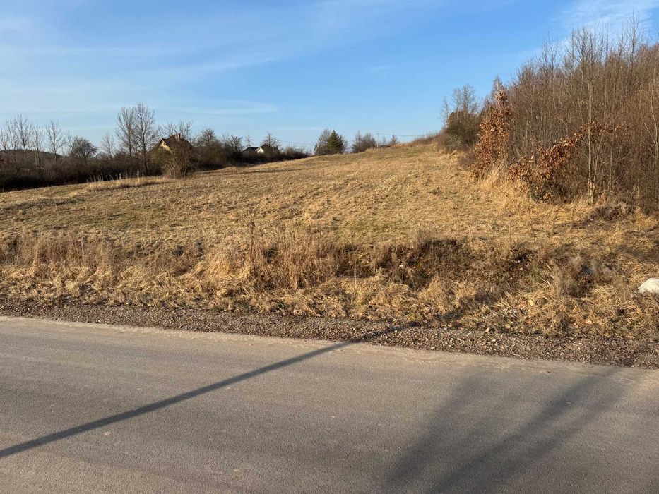 Sprzedam działkę 5000 m2 , piękne widoki , piękna i cicha okolica