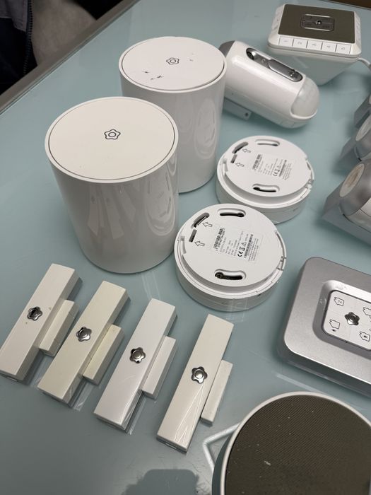 3 kits Alarme Securitas com cameras, sensores, fumo e centrais