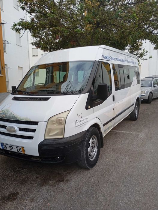Ford Transit 9 lugares mista