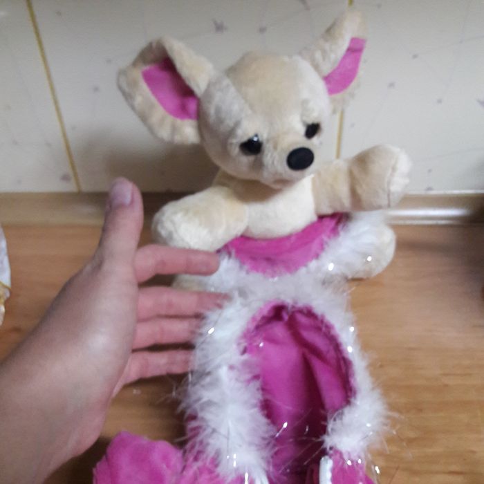 Чиа хуа мягкая игрушка. Новая. Собачку можно переодевать.смотрите фот