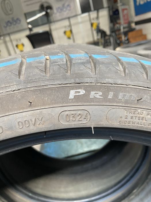 Pneus 275 / 35 R 19 Michelin RFT