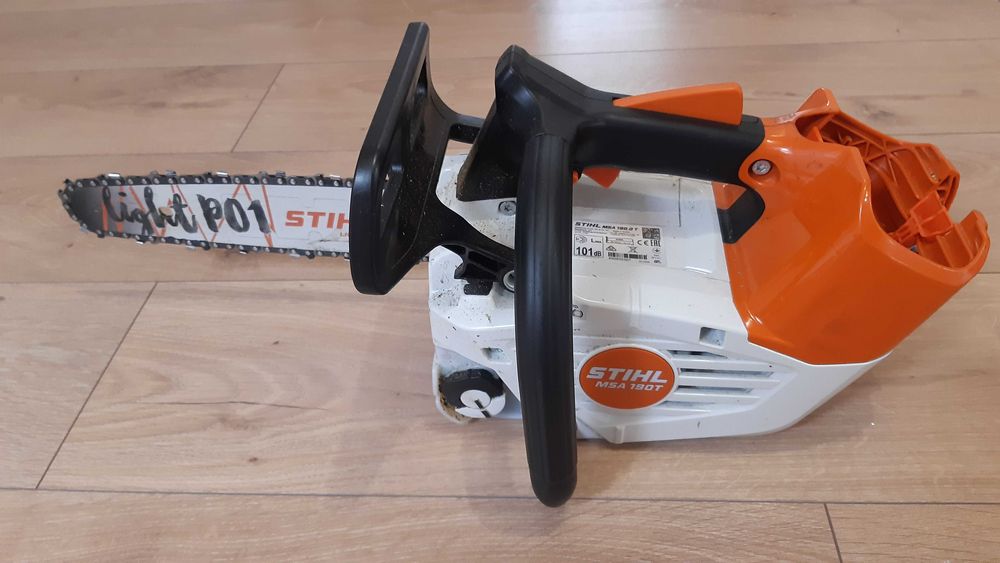 Stihl msa 190t pilarka ładowarka 2 akumulatory