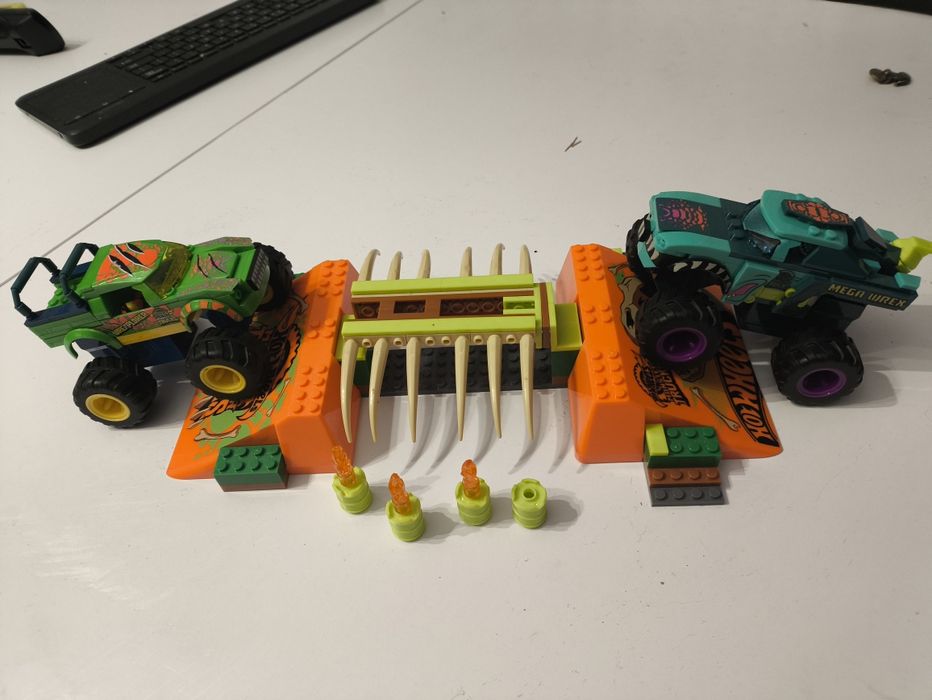 Klocki Hot Wheels Monster trucks Mega-wrex