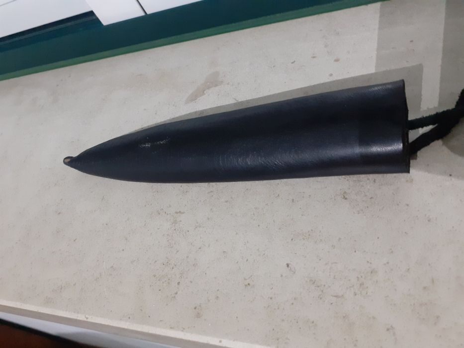 Bainha para espada nova