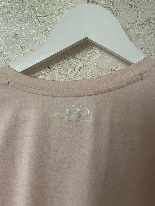 Жіноча футболка UNDER ARMOUR TECH SSV - TWIST Pink , розмір S(M)