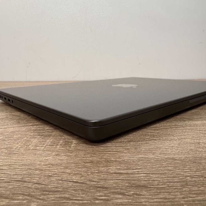Macbook Pro 14" Late 2023 M3 Pro / 36Gb / SSD 512Gb акб:100% (код:M1431)