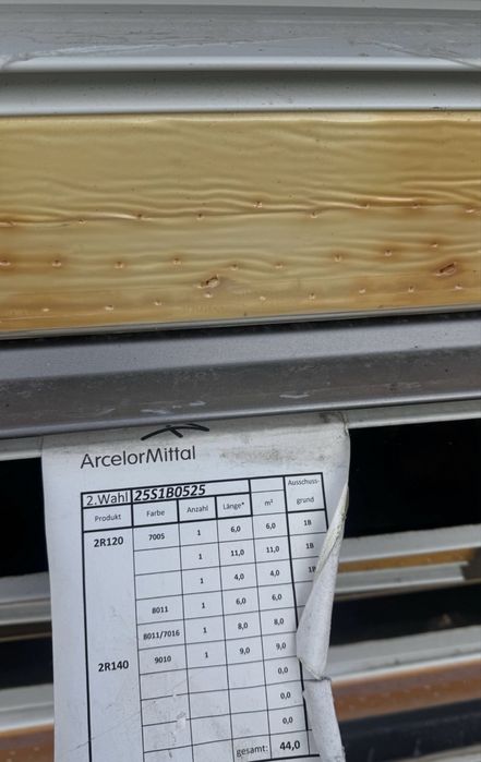 Промислове холодильне обладнання і сендвіч панелі з Європи