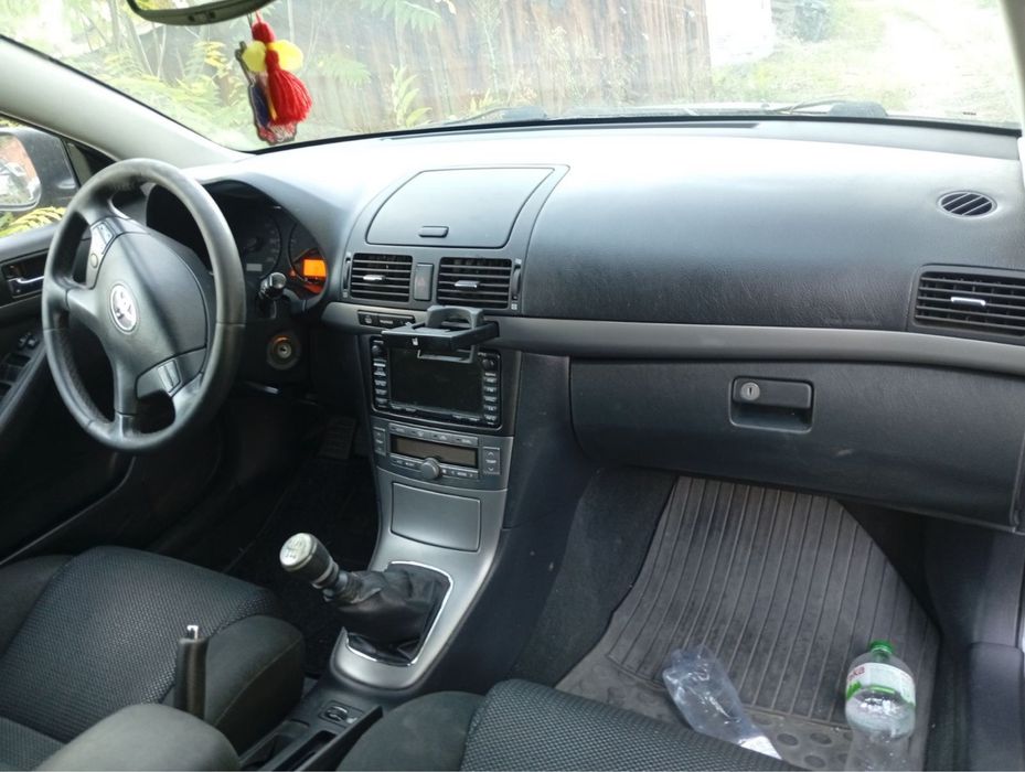 Разборка Toyota Avensis t25 Toyota Corolla Verso E12 2.0 d4d 2004-2009 Toyota Corolla e11 2001
