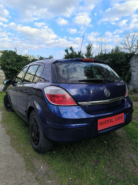 Opel ASTRA H 1.6 twinport 105 km 2005 r.