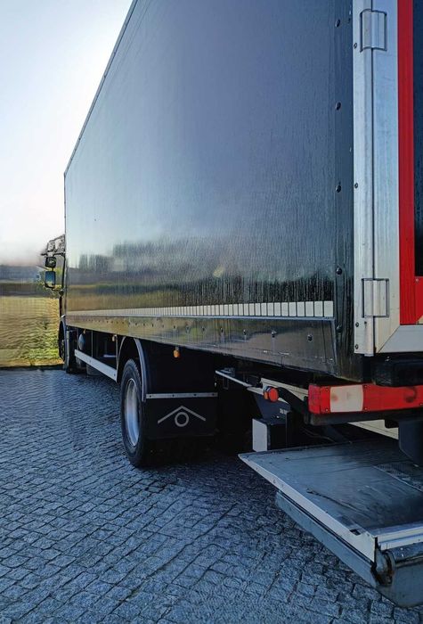 Camião, pesado de mercadorias em bom estado.