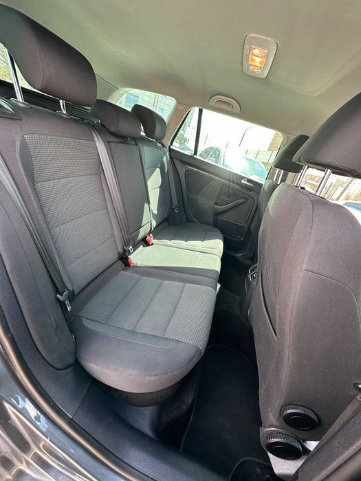 Продам Volkswagen Golf 2013 рік можлива розстрочка,кредит,обмін!