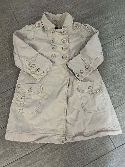 Шикарний тренч на зріст 128