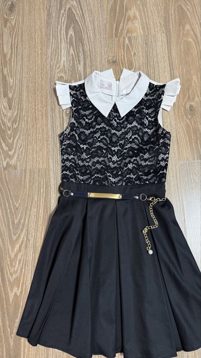 Пакет речей на дівчинку 128