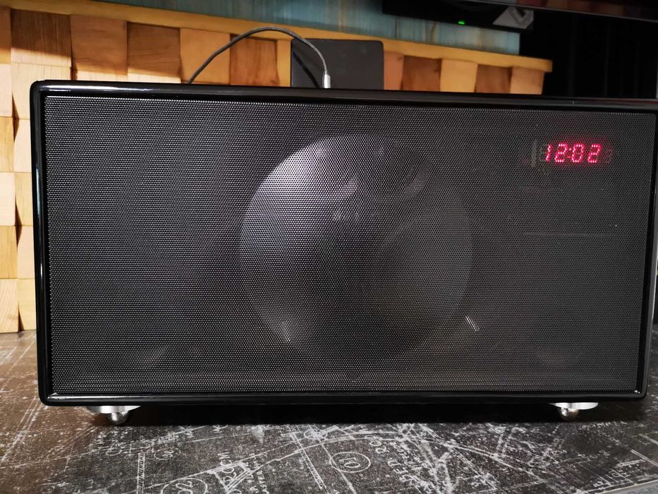 Geneva Sound System Model M: 6 000 грн. - Акустические системы