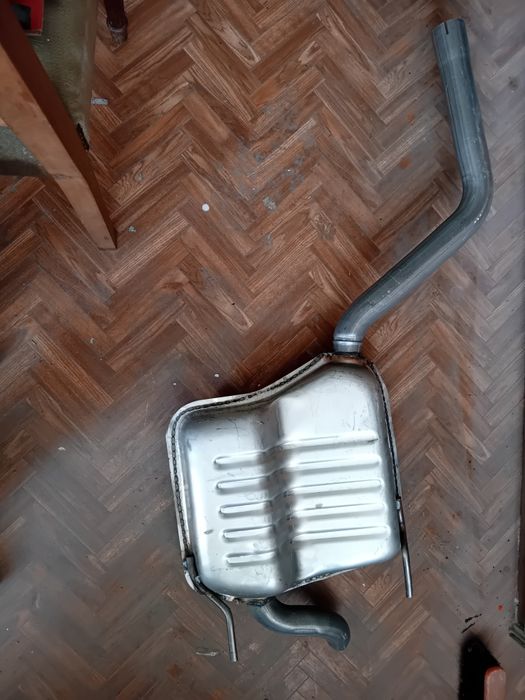 Escape original para mercedes