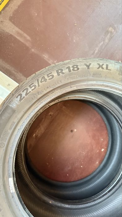 Vendo 4 pneus 18
