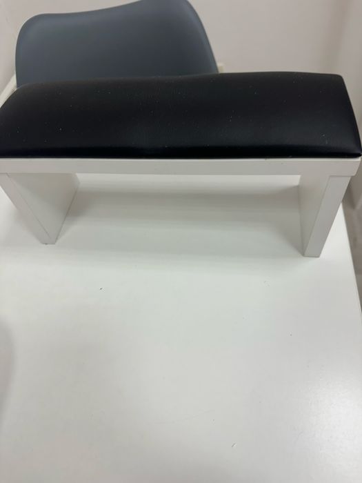 Продаємо меблв для салону