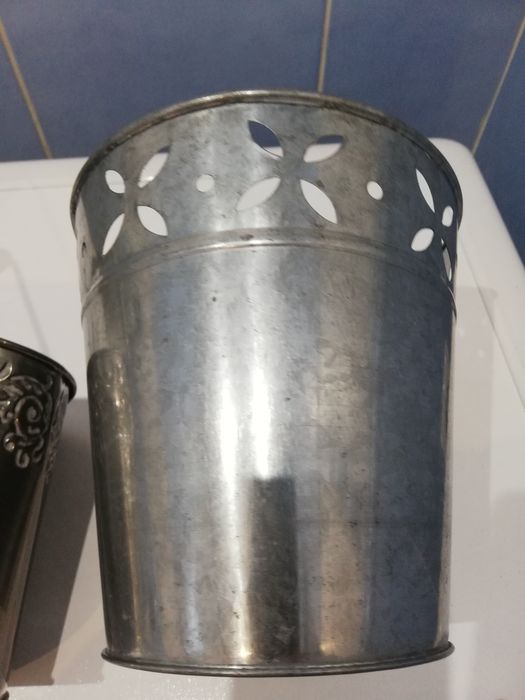 Vintage-4-SZTUKI- osłonki metalowe+konewka-zestaw