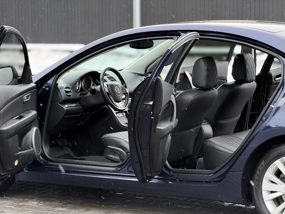 Mazda 6 Идеальное состояние! Автомат!