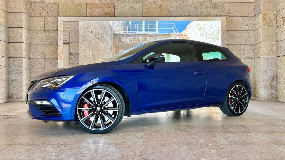 Seat Leon SC CUPRA 300 + Pack Performance! (Caixa DSG e 95.000kms)