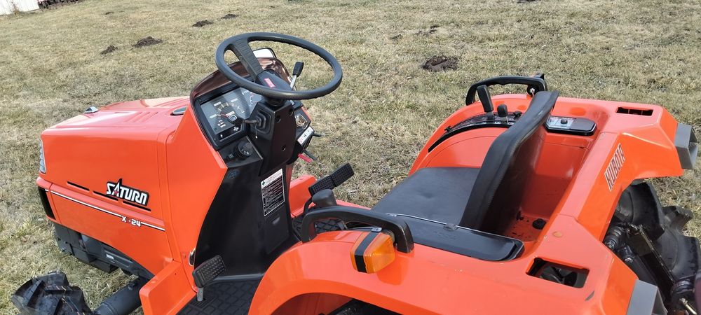 Traktorek 4x4 Kubota 24km ciągnik ogrodniczy sadowniczy yanmar  john
