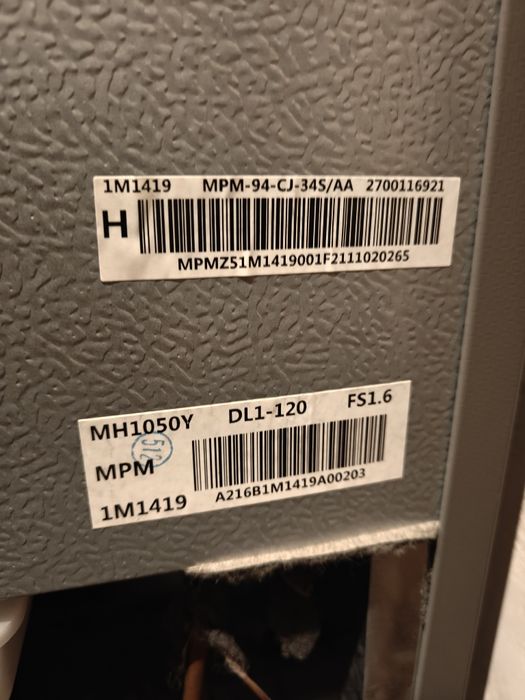 Lodówka podblatowa mała używana MPM